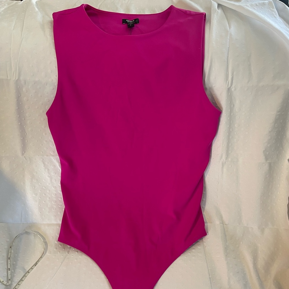 Express Fuchsia Top - Picture 3 of 5
